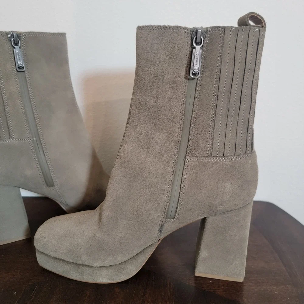Blondo Rozalie Square Toe Block Heel Leather Suede Ankle Zip Boot 9.5 Waterproof